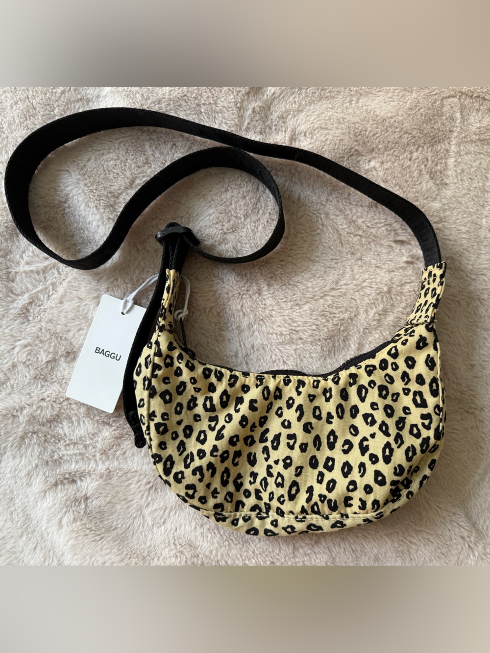 NWT BAGGU Mini Nylon Crescent Honey Leopard